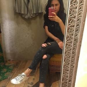 Meet your Posher, Camille